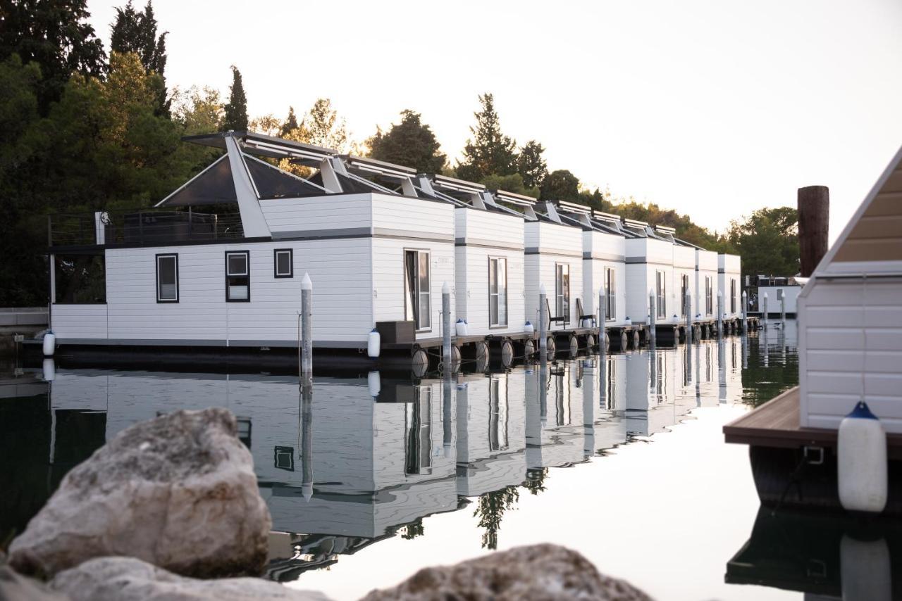 The Sea Lodges Portoroz - Bootshaus Floating Sea House Portorož Exterior foto